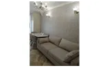 Review's photo